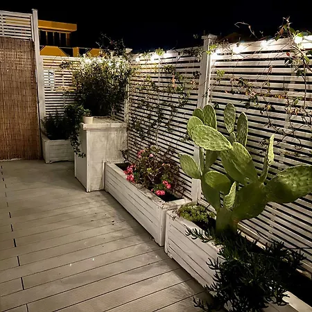 Roof Terrace Marina Centro - - Train Station - Wifi *