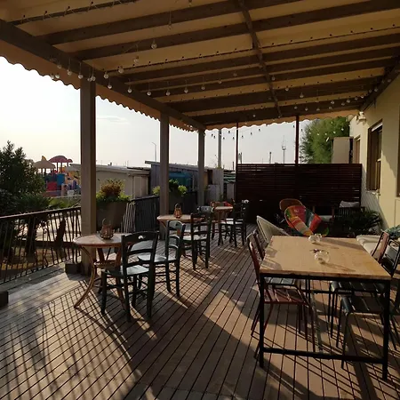 Aquila 2* ريميني