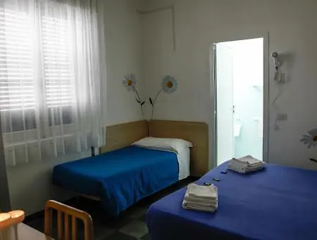 Venus Hotel 3*