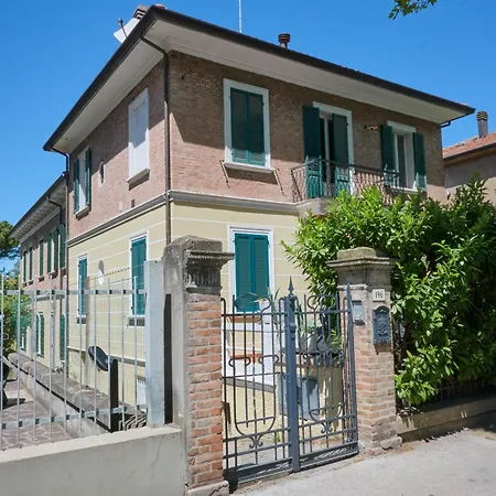 Semprini - Via Tripoli Apartment *
