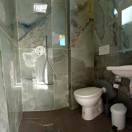 Hotel Busignani 3*