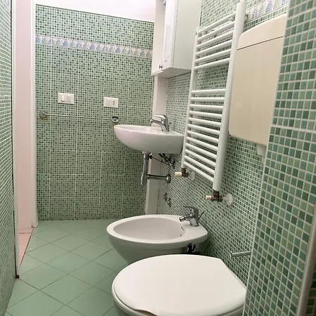 Beach 200 Mt Dal Mare - Il Lupo Affitta Hotel apartamentowy *