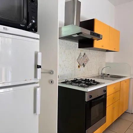 Hotel apartamentowy Beach 200 Mt Dal Mare - Il Lupo Affitta *