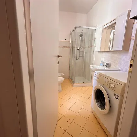 Hotel apartamentowy Beach 200 Mt Dal Mare - Il Lupo Affitta Rimini