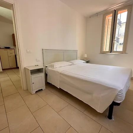 Beach 200 Mt Dal Mare - Il Lupo Affitta Hotel apartamentowy
