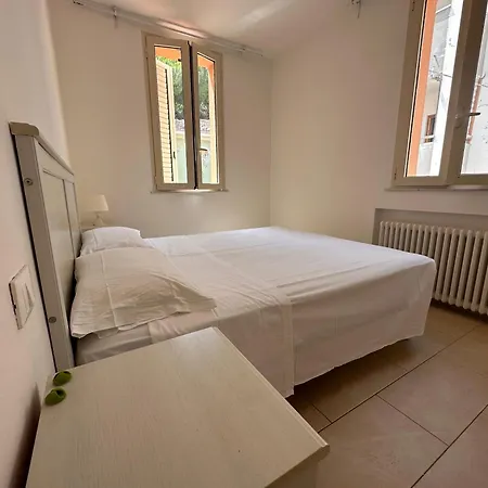 Beach 200 Mt Dal Mare - Il Lupo Affitta Hotel apartamentowy *