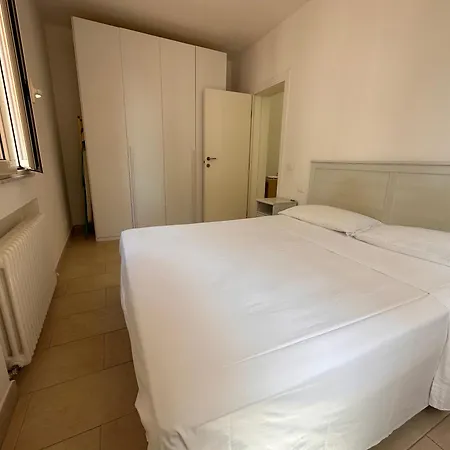 Hotel apartamentowy Beach 200 Mt Dal Mare - Il Lupo Affitta Rimini