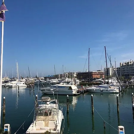Appartamento Casa Modigliani - Centralissimo Per Centro Storico, Mare, Fiere E Congressi