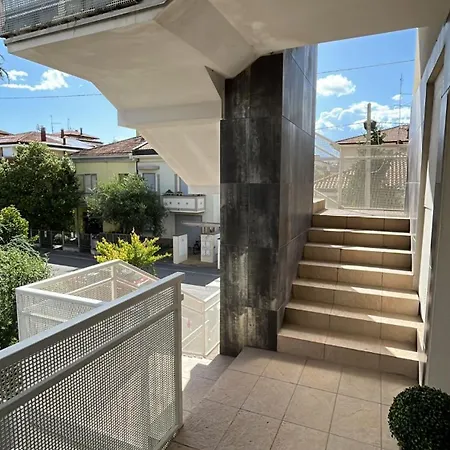 Appartamento Casa Modigliani - Centralissimo Per Centro Storico, Mare, Fiere E Congressi Rimini