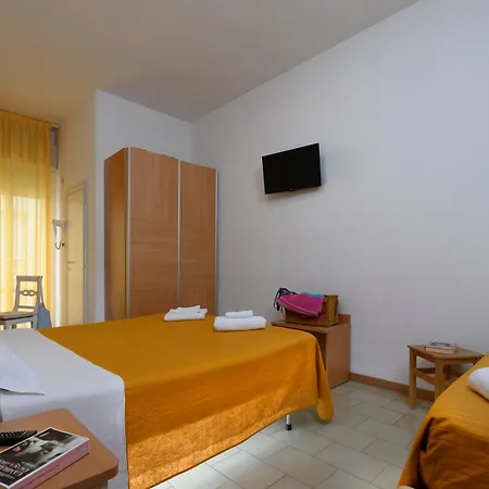 St. Moritz Hotell 3*