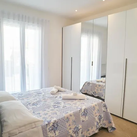Borghesi Fronte Mare * Rimini