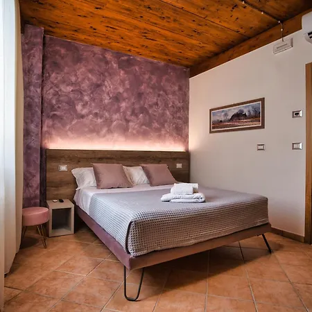 Casa Lagomaggio Affittacamere *