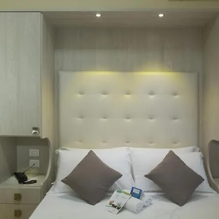 Jumbo Hotel 3*