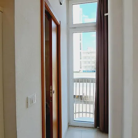 Hotel Butterfly Wellness & 3*