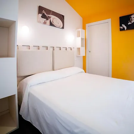 Hotel Casablanca 3*