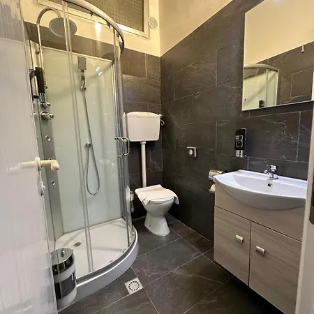 Hotel Noah 3*