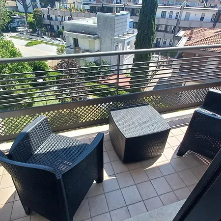 Appartamento Farfalla Fronte Mare - *