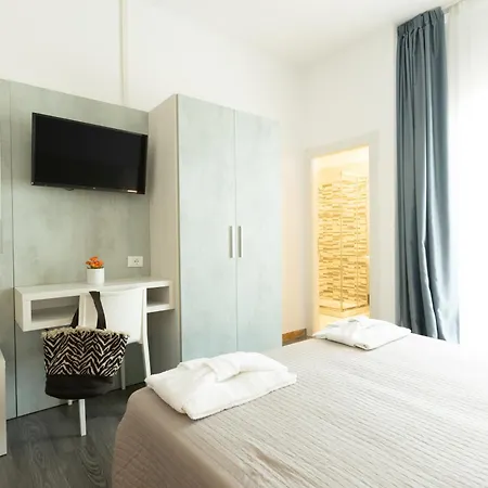 Kim Hotel 2*
