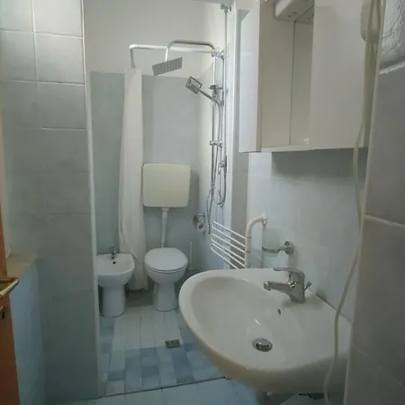 Отель Eriale