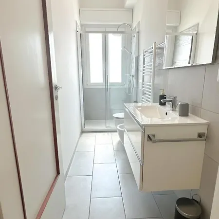 Apartment Regina 207 - Affitti Brevi Italia *