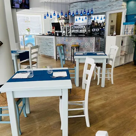Blue Moon Meuble