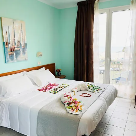 Hotel Blue Moon Meuble