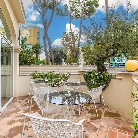 Parco Dei Principi Boutique Hotel 4*