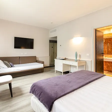 Parco Dei Principi Boutique Hotel 4*