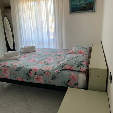 Apartment Linda Marina