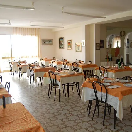 Otel Perugini Marebello