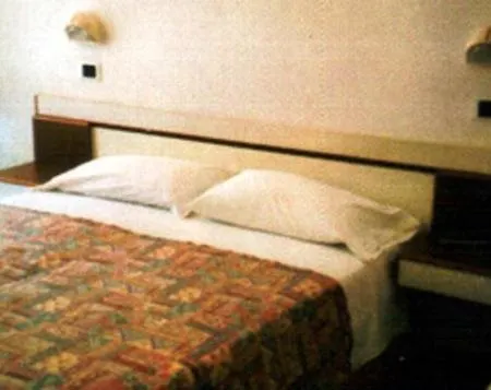 Perugini Otel Marebello