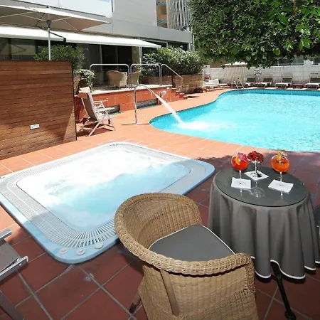 Hotel National 4*