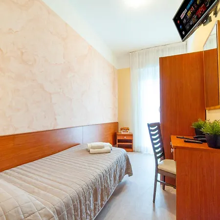Nuovo Belvedere Hotel 3*