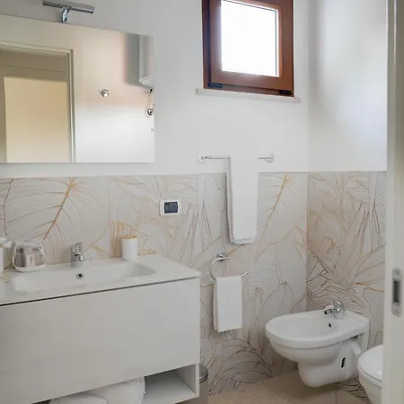 Aparthotel Yellow 3*