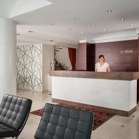 Du Soleil Hotel