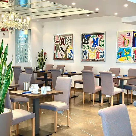 Hotel Club House 4*