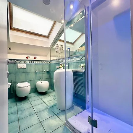 Club House 4*