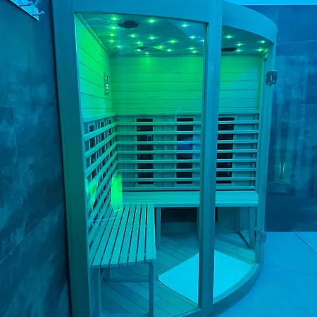 Butterfly Wellness & 3*
