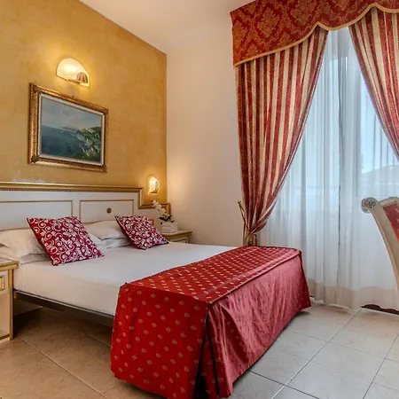 King 3* Rimini
