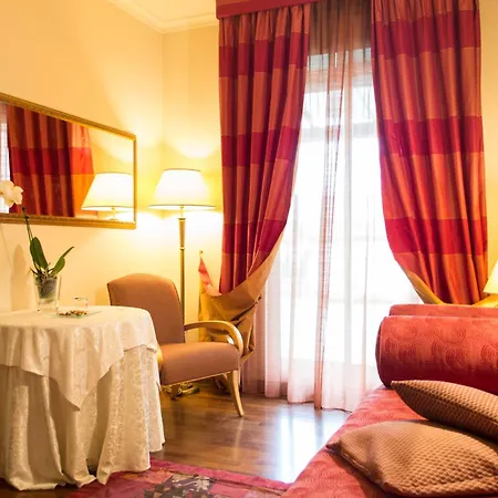 Polo Hotel 4*