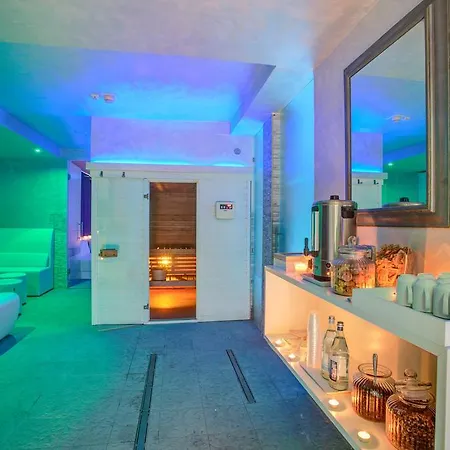 Ferretti Hotel 4*