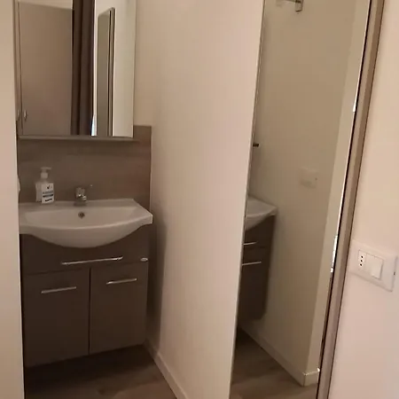 Ideal Hotel 3*
