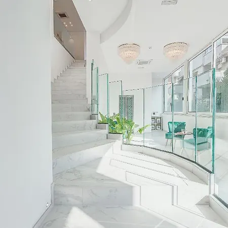 Anversa - Adults Only 16 רימיני
