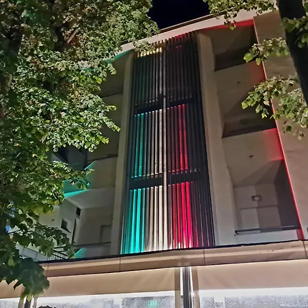 Hotel Dear 3*
