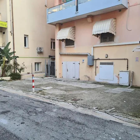 Colivingone-mora Affittacamere *