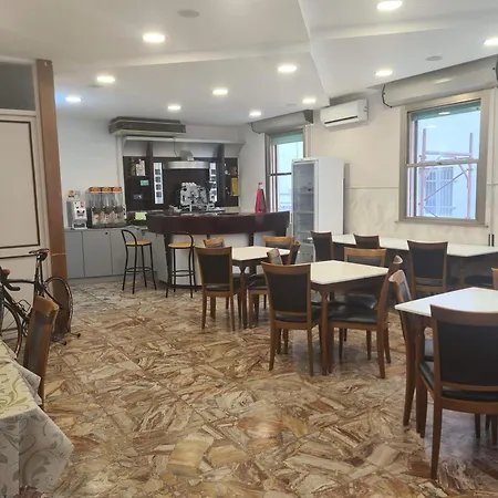 Colivingone-mora Rimini