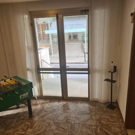 Colivingone-mora Penzion Rimini