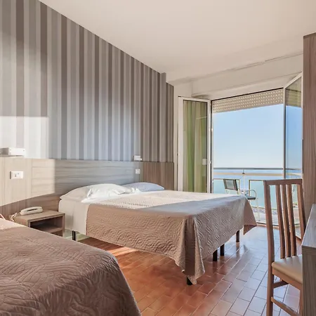 Miramare Hotel 3*