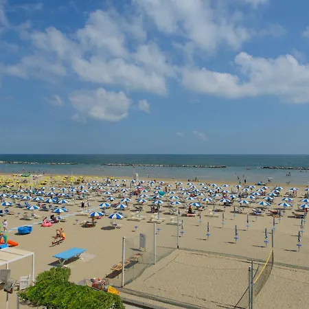 Nautic Hotel 3*