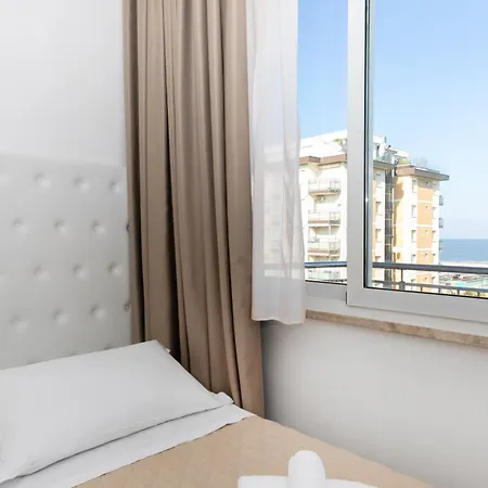 La Perla Hotel